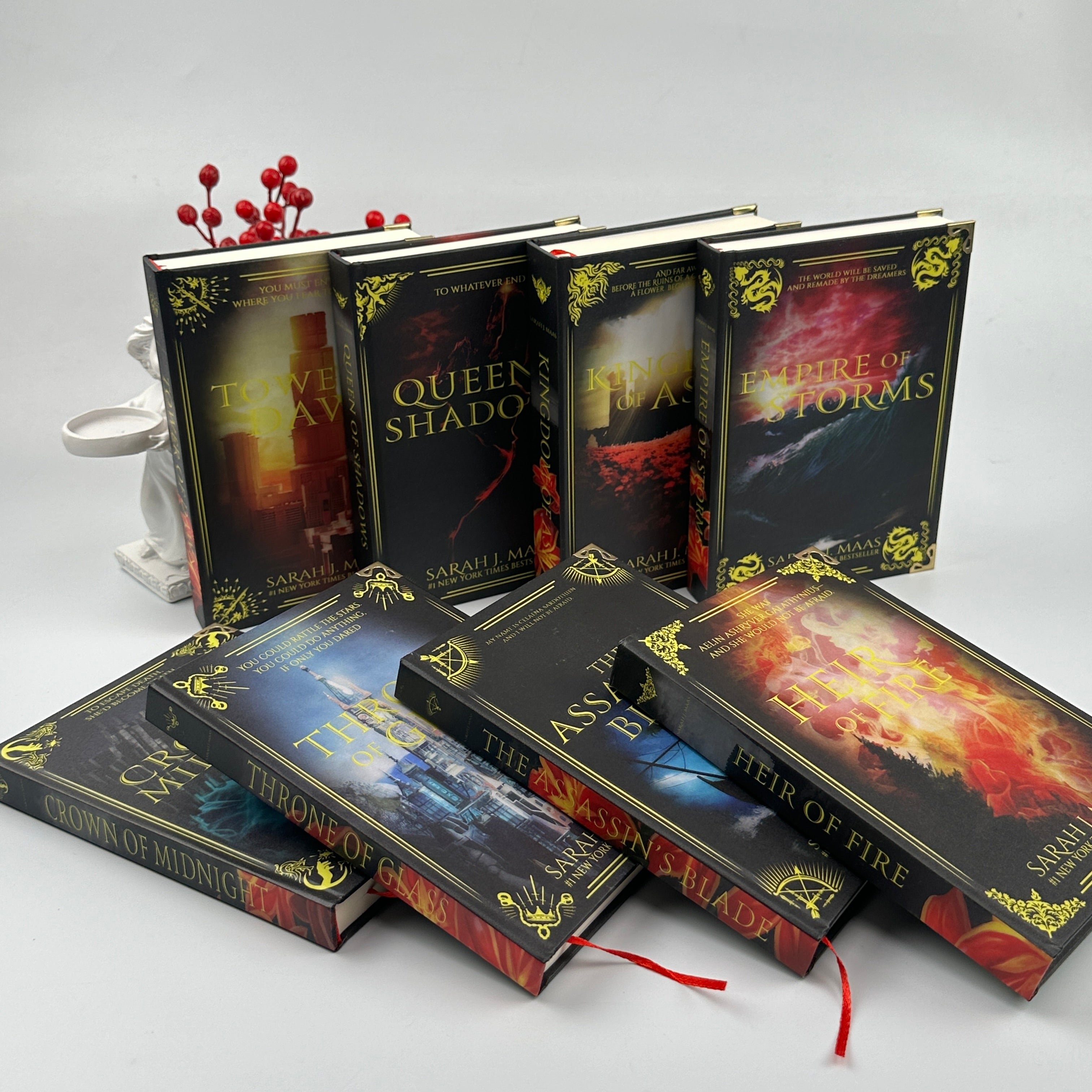 Assassin’s Blade & Epic Fantasy Book Set – Complete Illustrated Collection by Sarah J. Maas