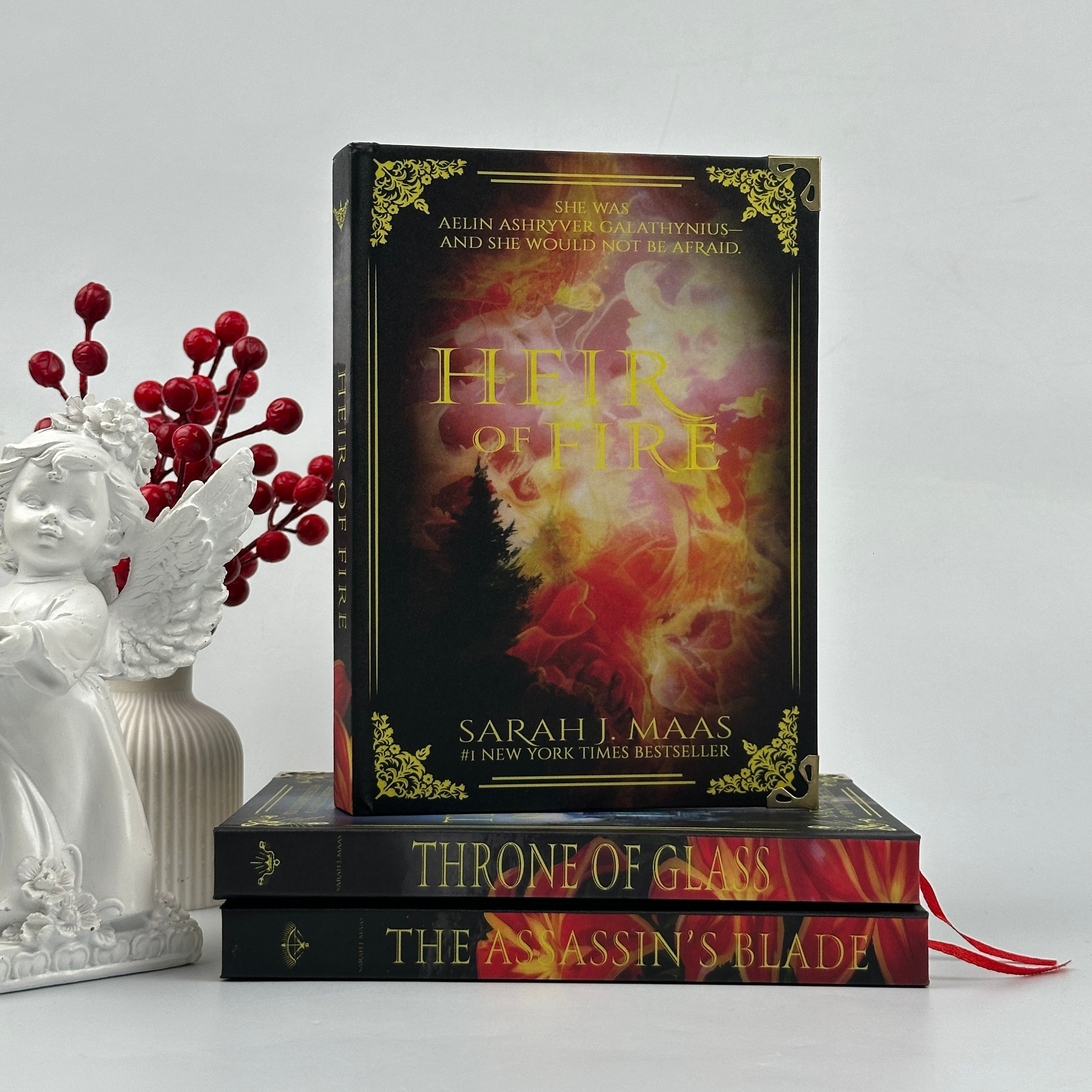 Assassin’s Blade & Epic Fantasy Book Set – Complete Illustrated Collection by Sarah J. Maas